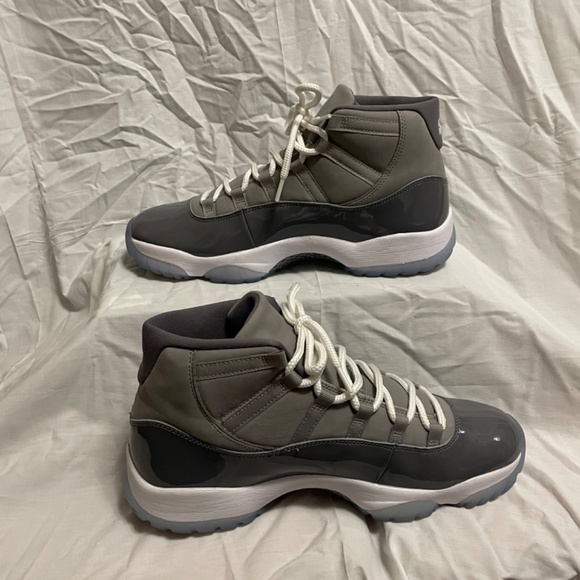 Air Jordan retro 11 Cool Grey 2021 size 13 - Picture 2 of 7